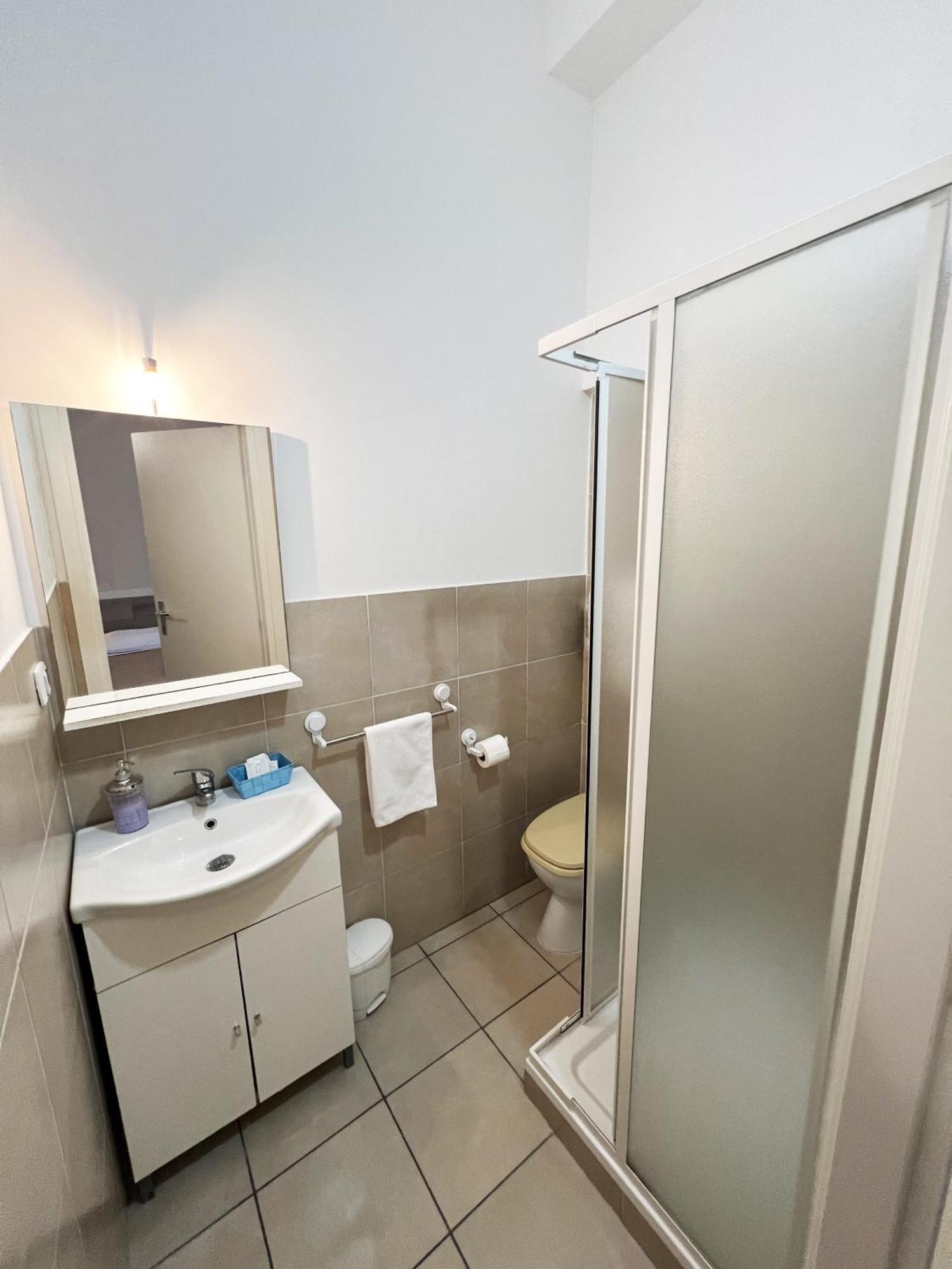 Easyrooms One 帕爾馬 客房 照片