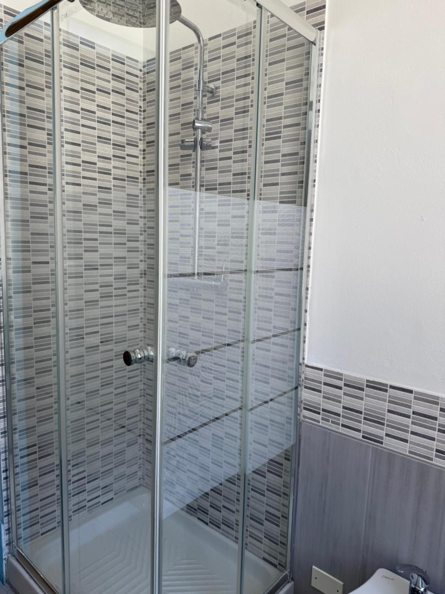 Easyrooms One 帕爾馬 外观 照片